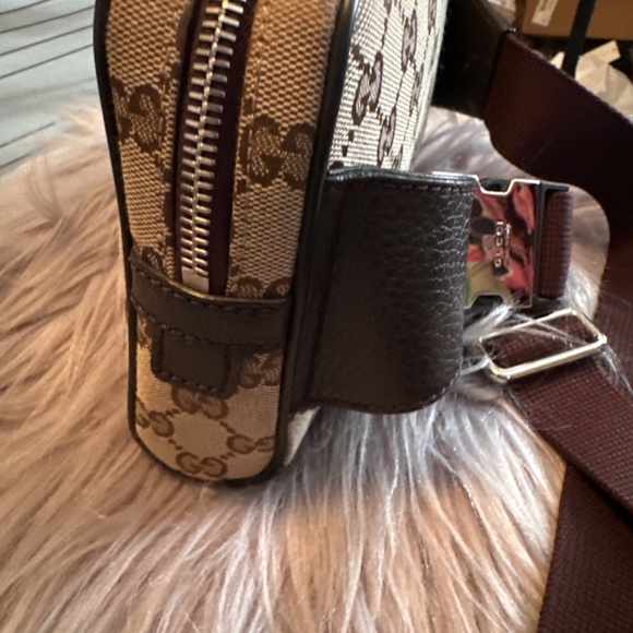 Gucci Fanny Pac - Picture 4 of 8